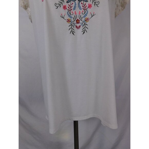 Time and Tru Embroidered Blouse M White Boho Cottagecore Lace - Picture 3 of 16